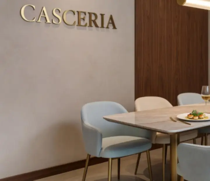 Detail interiéru casino restaurace Casceria v pastelových barvách
